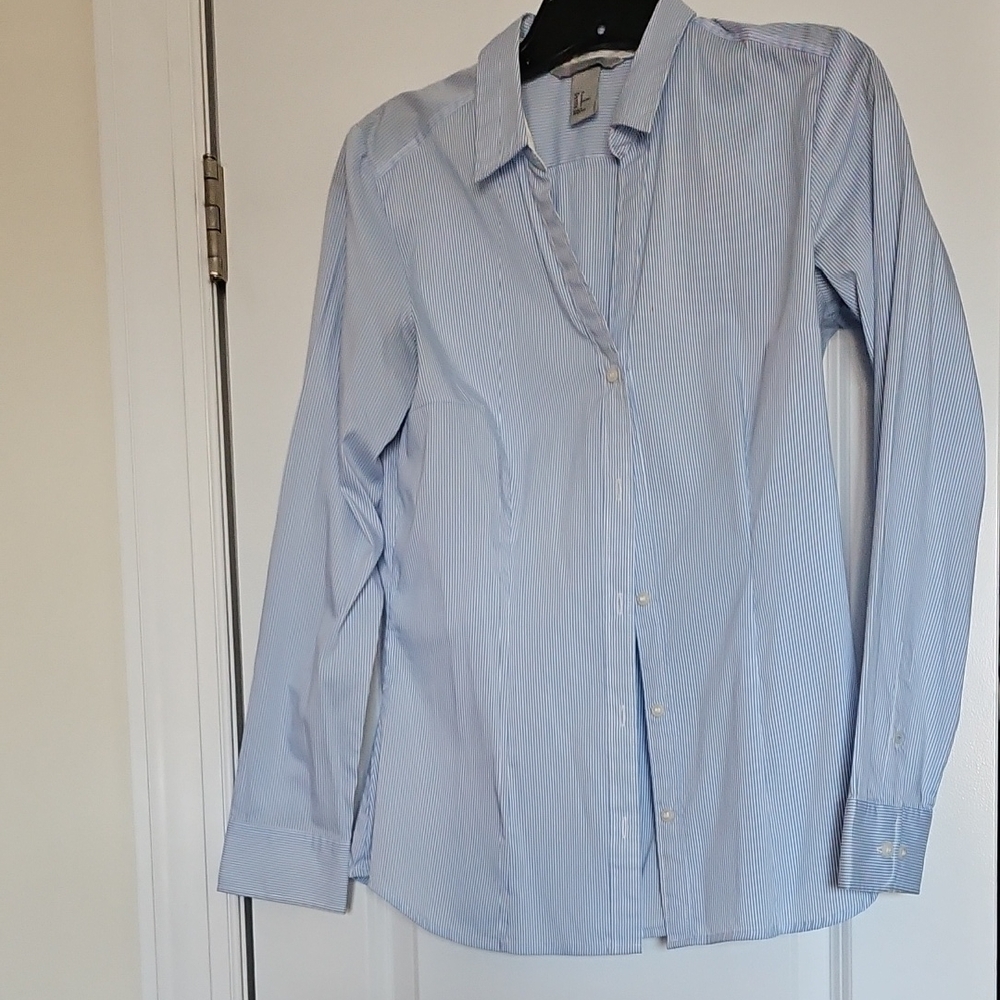 H&M Light Blue Button Down Shirt